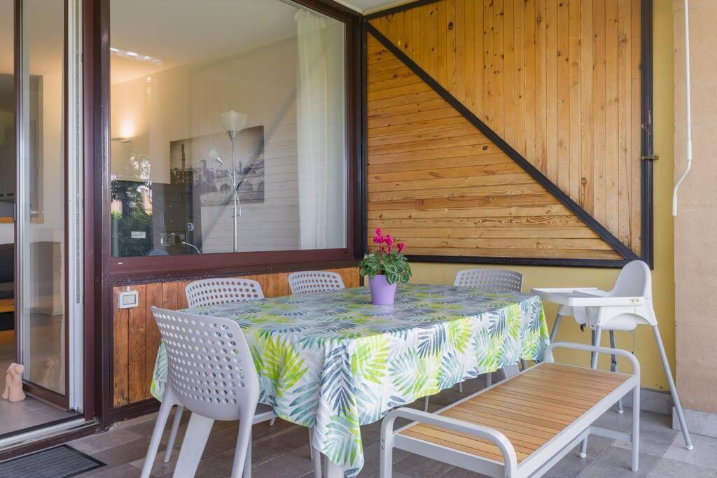 Tennis / Pool / Barbecue Bardolino Exterior foto