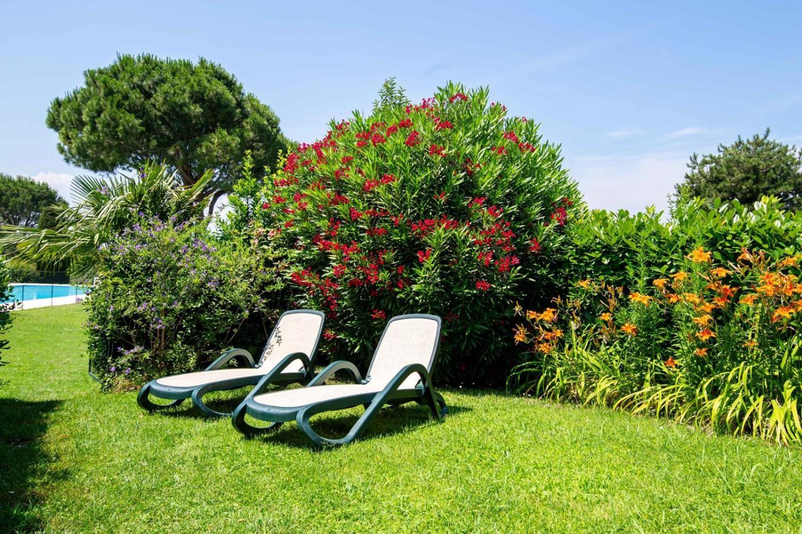 Tennis / Pool / Barbecue Bardolino Exterior foto